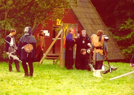 Daemon_nagelt.jpg (46944 Byte)