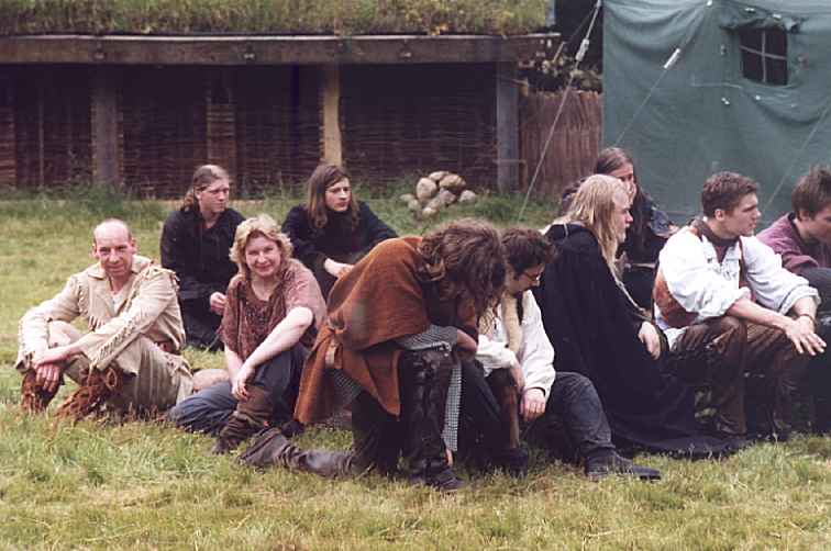 02-04-Versammlung.jpg (41280 Byte)