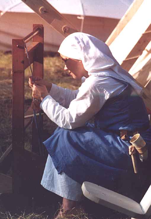 02-27-Brettchenweben.jpg (25795 Byte)