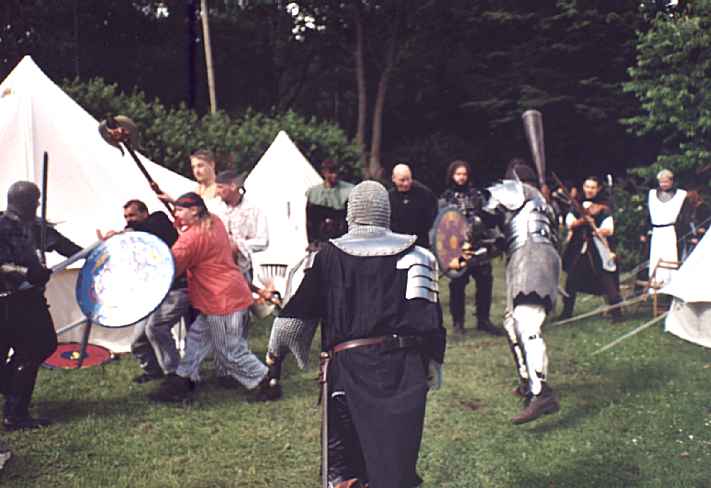 a-28-Kampf.jpg (34128 Byte)