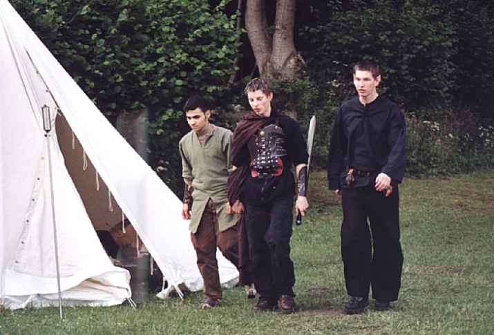 b-01-Junghelden.jpg (34531 Byte)