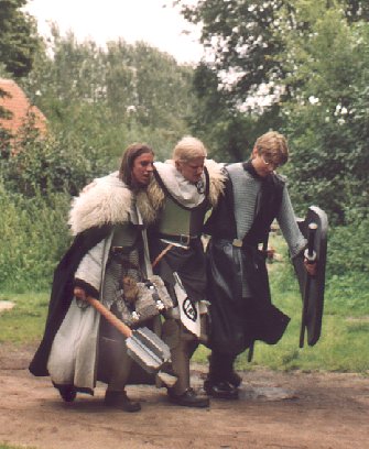 verwundet.jpg (40733 Byte)