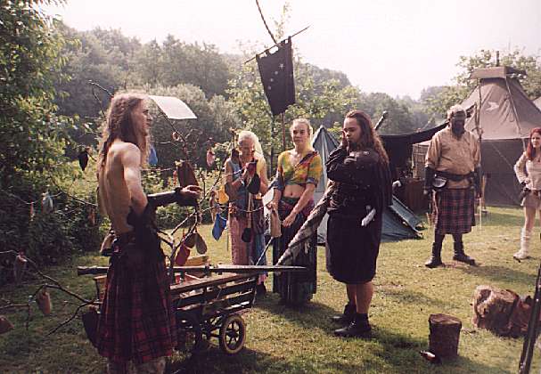 02-30-Kenderwagen1.jpg (47637 Byte)