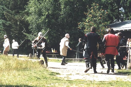 Untotenangriff2.jpg (76860 Byte)