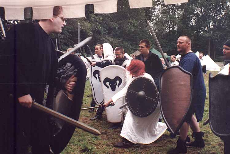 02-21.jpg (40112 Byte)