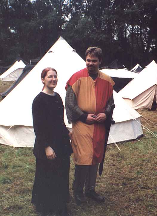 02-32-happyend.jpg (34883 Byte)