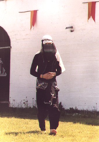 01-09-TamyOrient.jpg (36280 Byte)