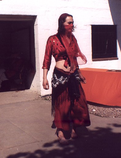 02-07-Sandyorient.jpg (38645 Byte)